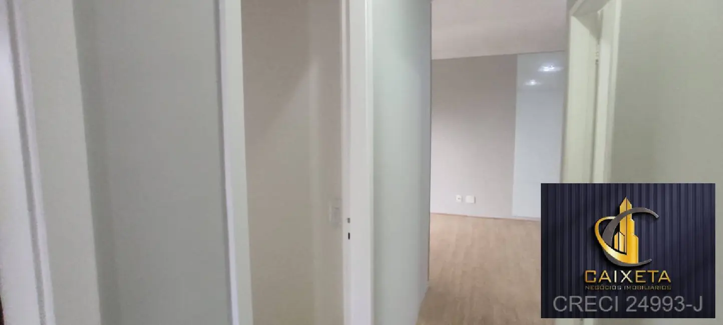 Foto 6 de Apartamento com 3 quartos à venda, 68m2 em Jardim Tupanci, Barueri - SP