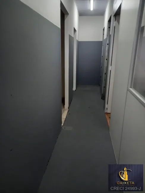 Foto 7 de Armazém / Galpão à venda, 225m2 em Carapicuiba - SP