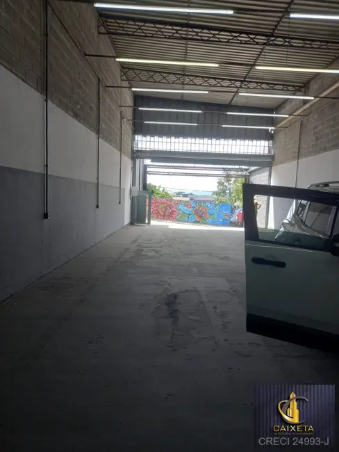 Foto 6 de Armazém / Galpão à venda, 225m2 em Carapicuiba - SP