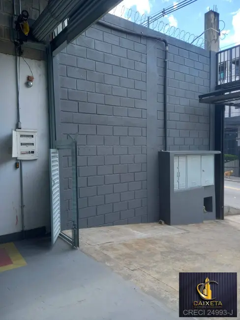 Foto 5 de Armazém / Galpão à venda, 225m2 em Carapicuiba - SP