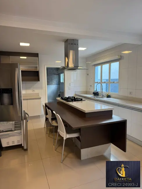 Foto 7 de Casa de Condomínio com 4 quartos para alugar, 450m2 em Alphaville Residencial Plus, Barueri - SP