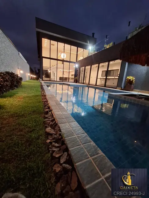 Foto 2 de Casa de Condomínio com 4 quartos à venda, 346m2 em Chácara do Solar II (Fazendinha), Santana De Parnaiba - SP