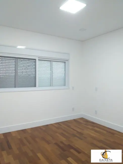 Casa com 4 quartos à venda, 800m2 em Alphaville, Santana De Parnaiba - SP - imagem 4 Foto 4 de Casa com 4 quartos à venda, 800m2 em Alphaville, Santana De Parnaiba - SP