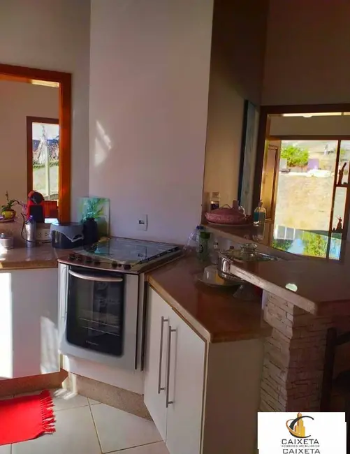 Chácara com 2 quartos à venda e para alugar, 250m2 em Chácaras São Bento, Valinhos - SP - imagem 6 Foto 6 de Chácara com 2 quartos à venda e para alugar, 250m2 em Chácaras São Bento, Valinhos - SP