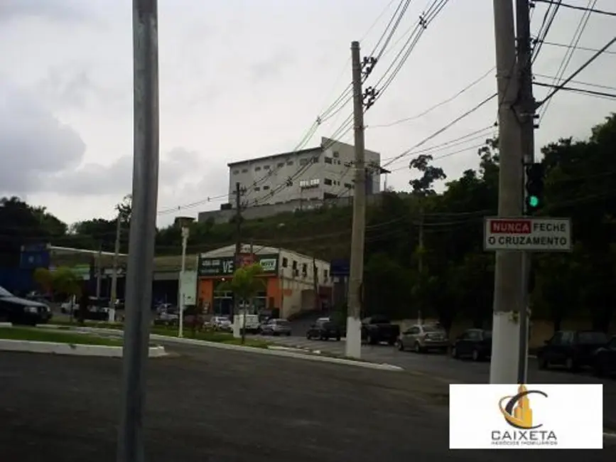 Armazém / Galpão à venda e para alugar, 2241m2 em Cajamar - SP - imagem 4 Foto 4 de Armazém / Galpão à venda e para alugar, 2241m2 em Cajamar - SP