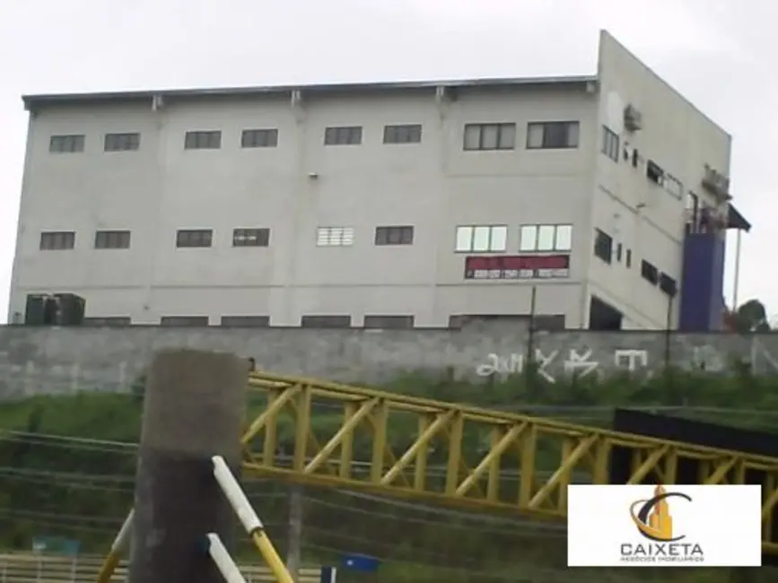 Armazém / Galpão à venda e para alugar, 2241m2 em Cajamar - SP - imagem 1 Foto 1 de Armazém / Galpão à venda e para alugar, 2241m2 em Cajamar - SP