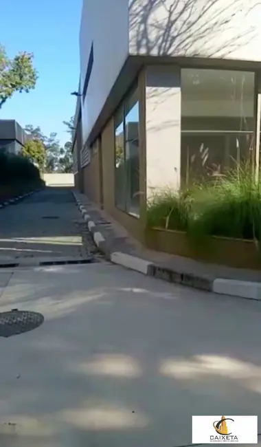 Armazém / Galpão para alugar, 3429m2 em Barueri - SP - imagem 3 Foto 3 de Armazém / Galpão para alugar, 3429m2 em Barueri - SP