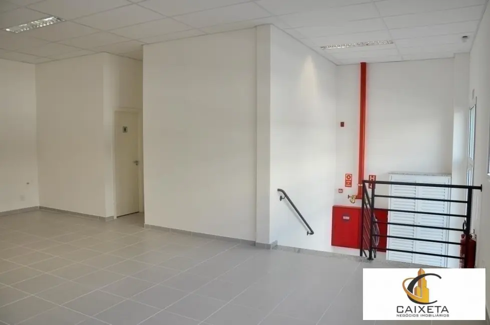 Foto 9 de Armazém / Galpão para alugar, 1085m2 em Itaqui, Itapevi - SP