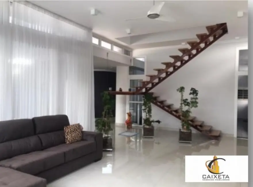 Foto 2 de Casa de Condomínio com 4 quartos à venda, 420m2 em Alphaville, Santana De Parnaiba - SP