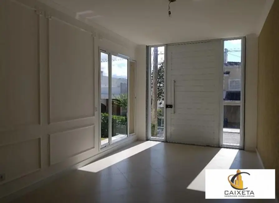 Casa de Condomínio com 3 quartos à venda, 392m2 em Alphaville, Santana De Parnaiba - SP - imagem 8 Foto 8 de Casa de Condomínio com 3 quartos à venda, 392m2 em Alphaville, Santana De Parnaiba - SP