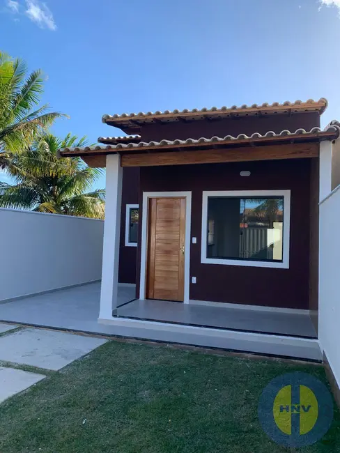 Foto 1 de Casa com 2 quartos à venda em Jardim Atlântico Oeste (Itaipuaçu), Marica - RJ