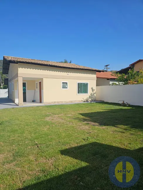 Foto 1 de Casa com 3 quartos à venda em Jardim Atlântico Oeste (Itaipuaçu), Marica - RJ