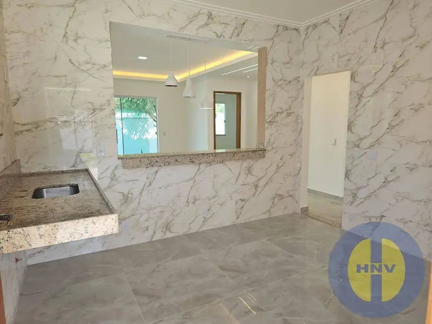 Foto 2 de Casa com 3 quartos à venda em Jardim Atlântico Oeste (Itaipuaçu), Marica - RJ