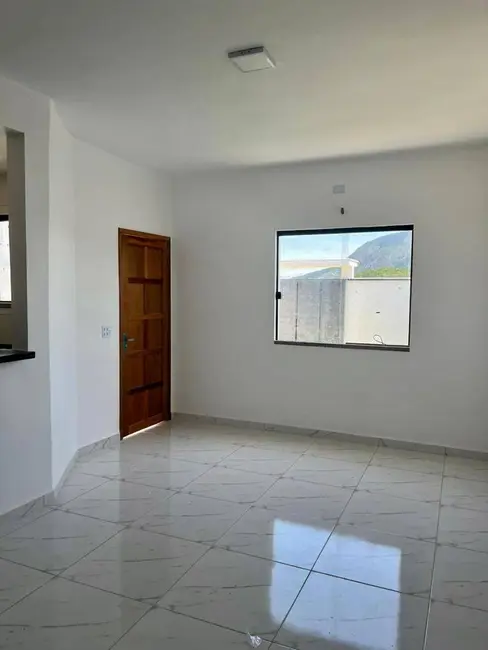 Foto 4 de Casa com 2 quartos à venda, 220m2 em Jardim Atlântico Leste (Itaipuaçu), Marica - RJ