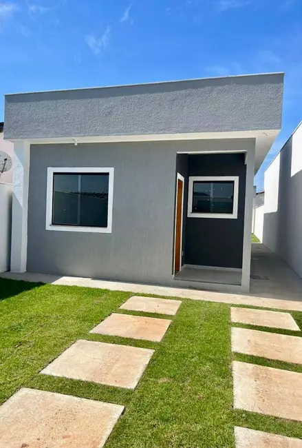 Foto 1 de Casa com 2 quartos à venda, 220m2 em Jardim Atlântico Leste (Itaipuaçu), Marica - RJ