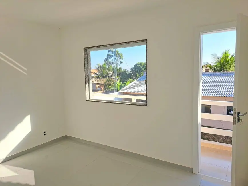 Foto 6 de Casa com 5 quartos à venda, 480m2 em Jardim Atlântico Oeste (Itaipuaçu), Marica - RJ