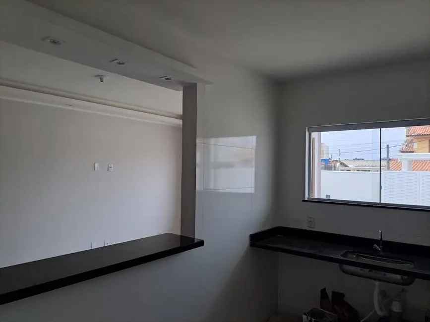 Foto 3 de Casa com 2 quartos à venda, 240m2 em Jardim Atlântico Central (Itaipuaçu), Marica - RJ