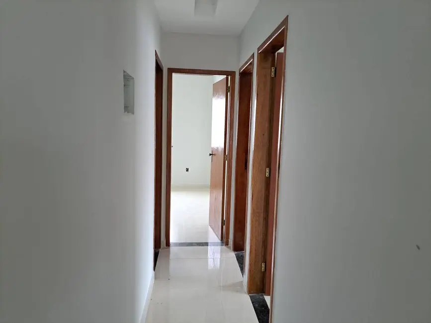 Foto 3 de Casa à venda, 480m2 em Jardim Atlântico Central (Itaipuaçu), Marica - RJ