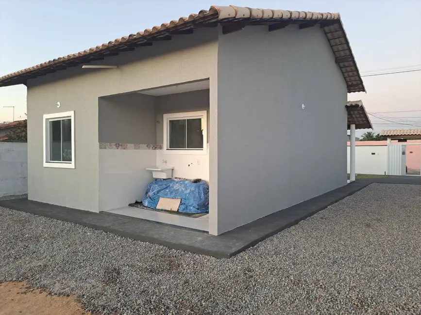 Foto 1 de Casa com 2 quartos à venda, 480m2 em Jardim Atlântico Central (Itaipuaçu), Marica - RJ