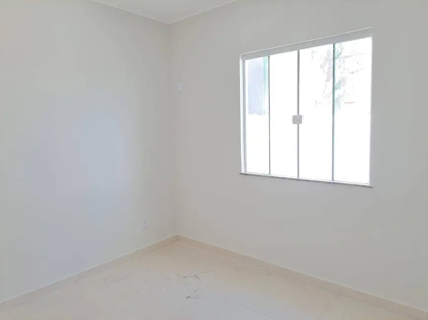 Foto 3 de Casa com 2 quartos à venda em Jardim Atlântico Leste (Itaipuaçu), Marica - RJ