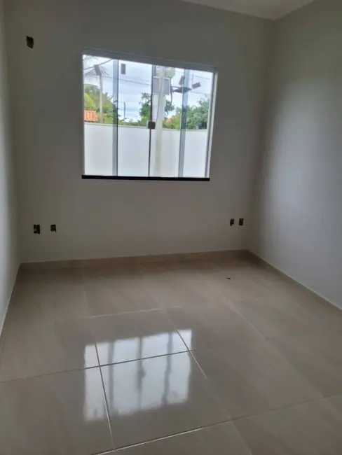 Foto 7 de Casa com 3 quartos à venda, 240m2 em Jardim Atlântico Oeste (Itaipuaçu), Marica - RJ
