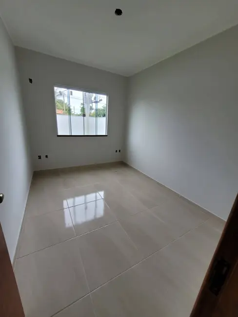 Foto 8 de Casa com 3 quartos à venda, 240m2 em Jardim Atlântico Oeste (Itaipuaçu), Marica - RJ