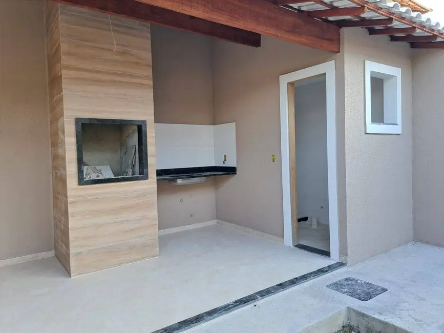 Foto 6 de Casa com 2 quartos à venda, 240m2 em Jardim Atlântico Leste (Itaipuaçu), Marica - RJ