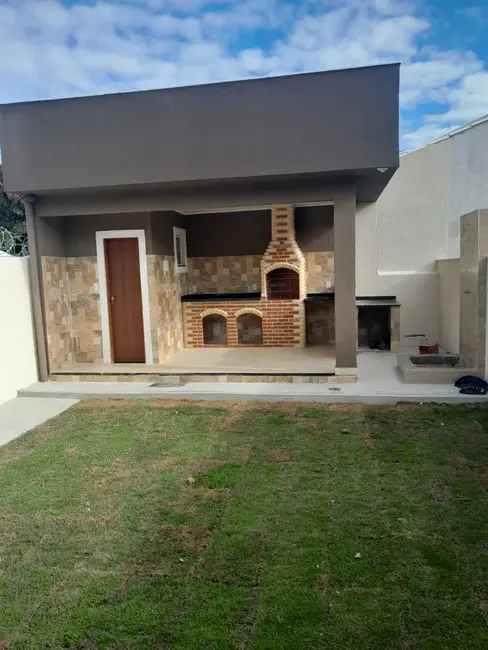 Foto 3 de Casa com 2 quartos à venda em Jardim Atlântico Central (Itaipuaçu), Marica - RJ