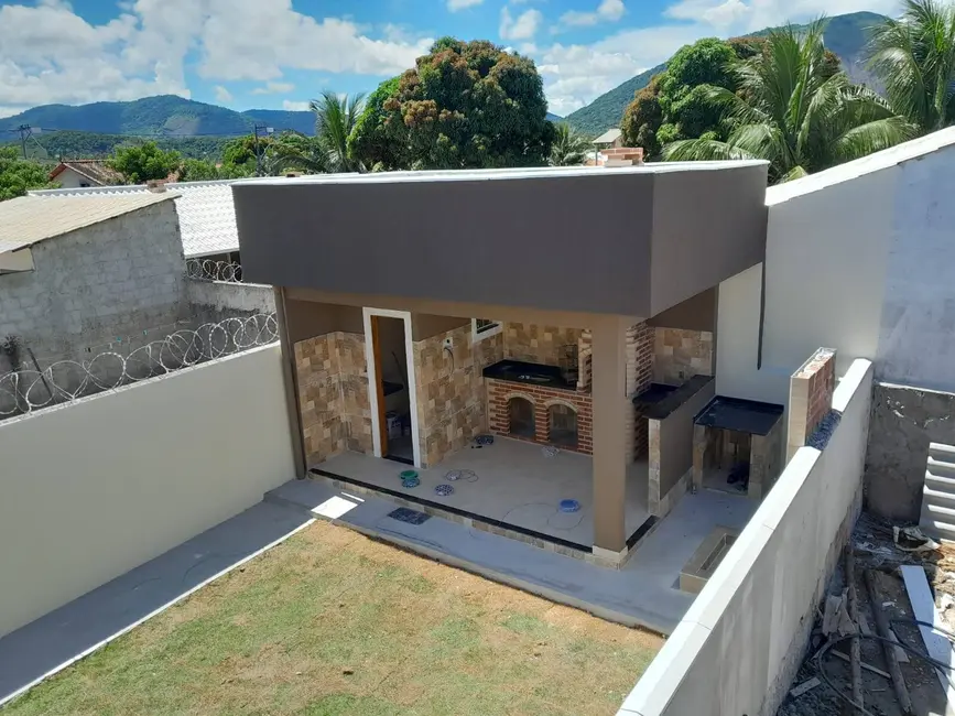 Foto 2 de Casa com 2 quartos à venda em Jardim Atlântico Central (Itaipuaçu), Marica - RJ
