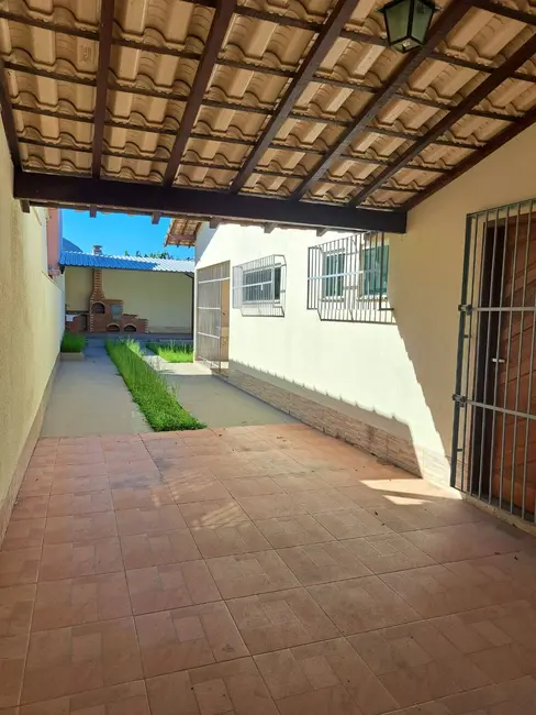 Foto 8 de Casa com 3 quartos à venda, 440m2 em Jardim Atlântico Oeste (Itaipuaçu), Marica - RJ