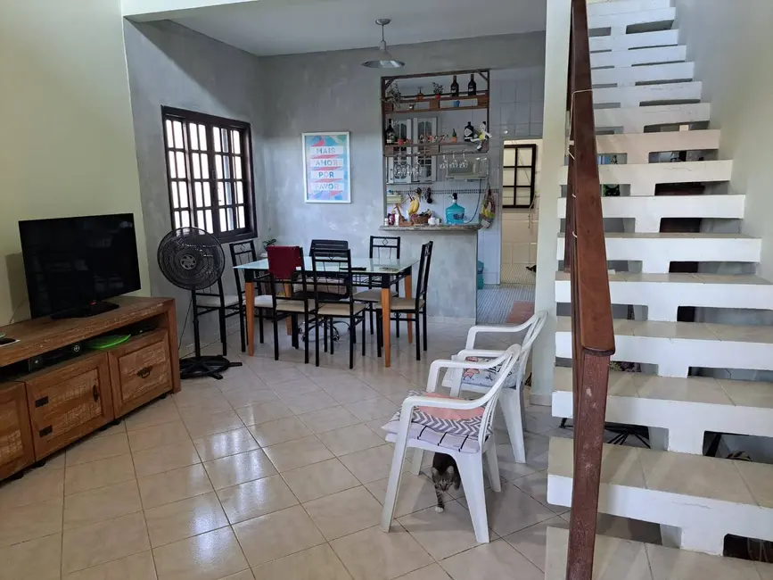 Foto 5 de Casa com 4 quartos à venda, 360m2 em Inoã (Inoã), Marica - RJ