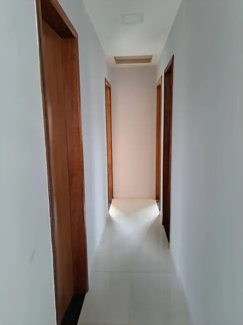 Casa com 3 quartos à venda, 480m2 em Jardim Atlântico Oeste (Itaipuaçu), Marica - RJ - imagem 8 Foto 8 de Casa com 3 quartos à venda, 480m2 em Jardim Atlântico Oeste (Itaipuaçu), Marica - RJ