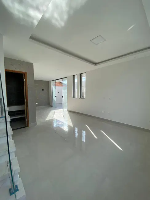 Foto 5 de Apartamento com 3 quartos à venda, 122m2 em Jardim Atlântico Leste (Itaipuaçu), Marica - RJ