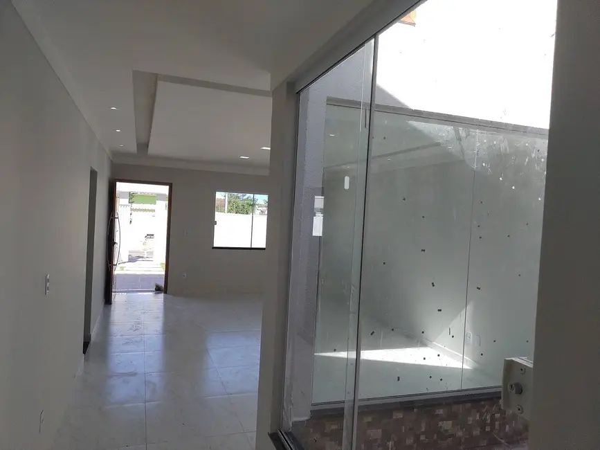 Foto 3 de Casa com 3 quartos à venda, 480m2 em Jardim Atlântico Leste (Itaipuaçu), Marica - RJ