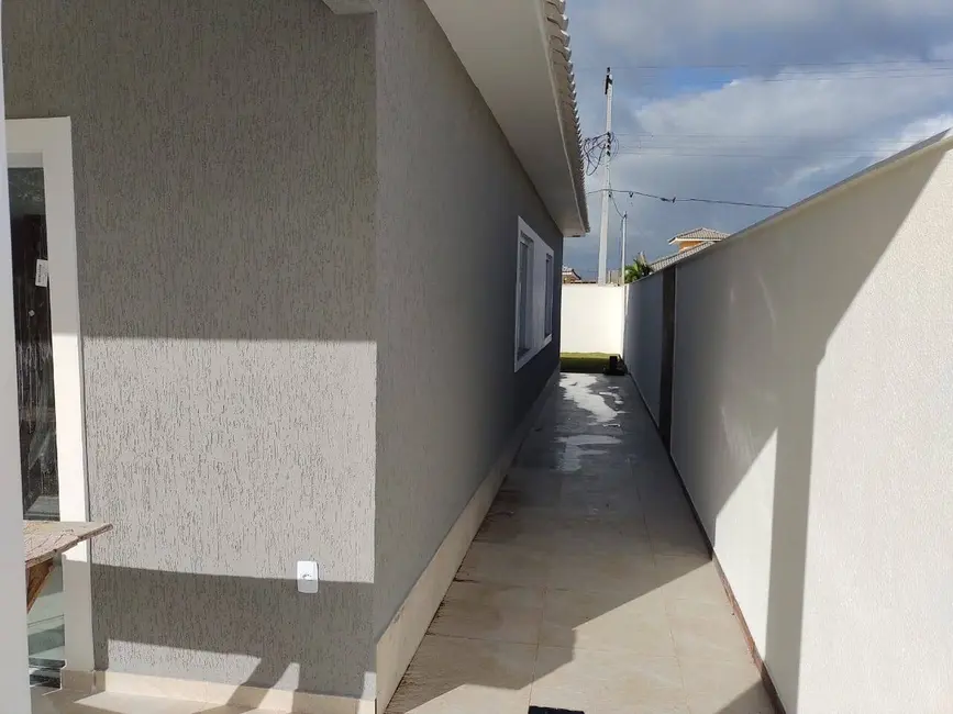 Foto 3 de Casa com 3 quartos à venda, 480m2 em Jardim Atlântico Leste (Itaipuaçu), Marica - RJ
