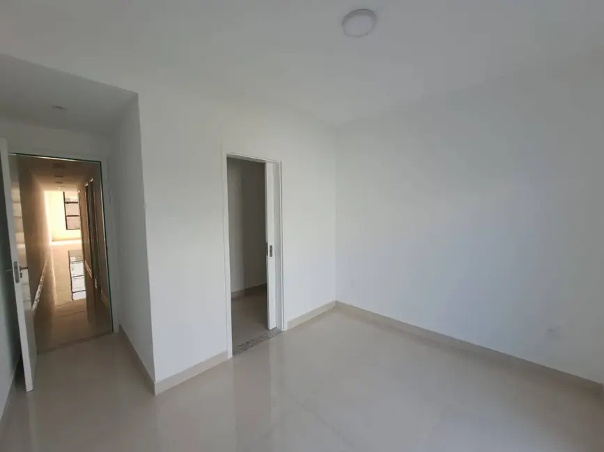 Foto 2 de Casa com 3 quartos à venda em Jardim Atlântico Oeste (Itaipuaçu), Marica - RJ