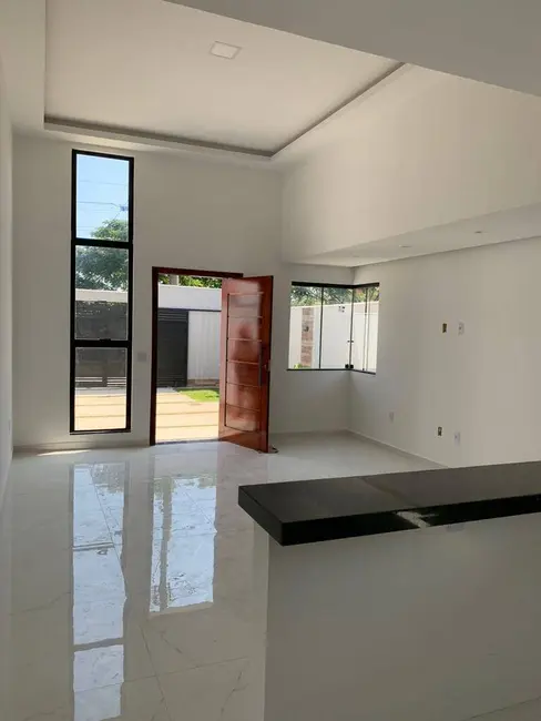 Foto 4 de Casa com 3 quartos à venda, 240m2 em Jardim Atlântico Central (Itaipuaçu), Marica - RJ