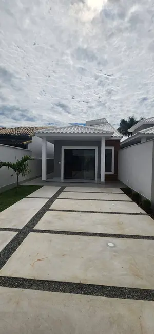 Foto 1 de Casa com 3 quartos à venda em Jardim Atlântico Central (Itaipuaçu), Marica - RJ