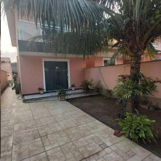 Foto 4 de Casa à venda, 240m2 em Marica - RJ