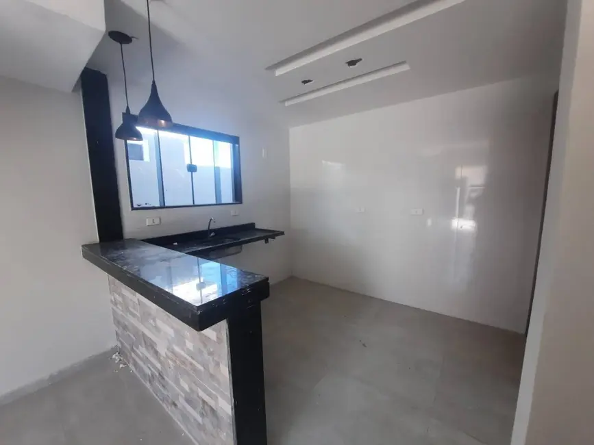 Foto 3 de Casa com 2 quartos à venda, 80m2 em Jardim Atlântico Leste (Itaipuaçu), Marica - RJ