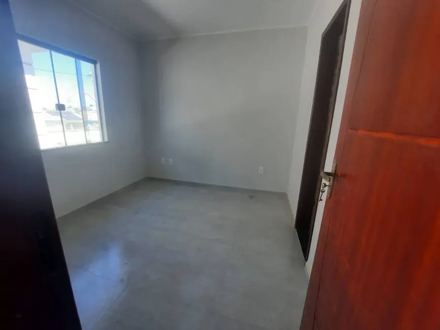 Foto 8 de Casa com 2 quartos à venda, 80m2 em Jardim Atlântico Leste (Itaipuaçu), Marica - RJ