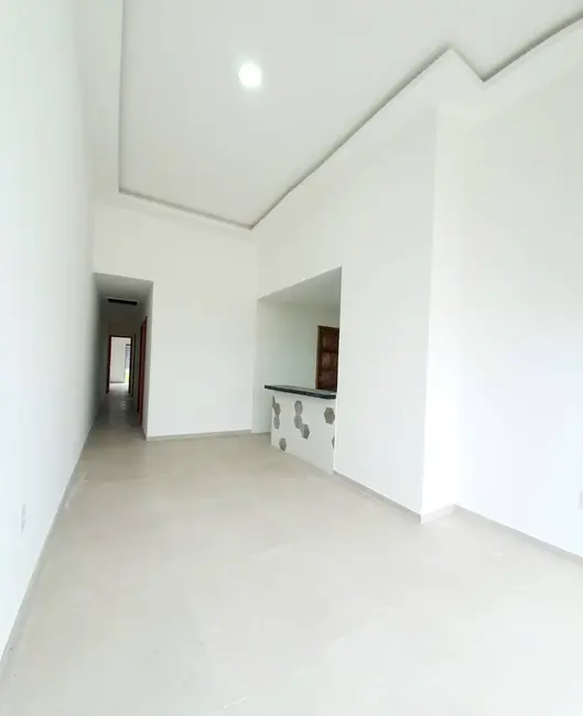 Foto 2 de Casa com 3 quartos à venda, 240m2 em Jardim Atlântico Central (Itaipuaçu), Marica - RJ