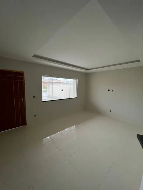 Foto 2 de Casa com 2 quartos à venda, 240m2 em Barroco (Itaipuaçu), Marica - RJ