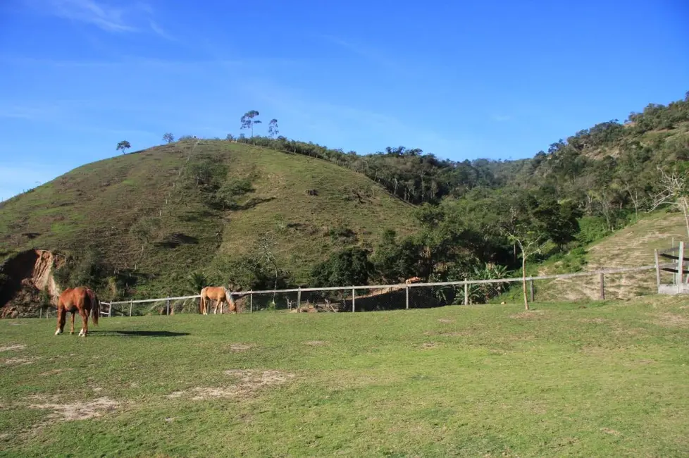Foto 5 de Sítio / Rancho à venda, 270000m2 em Marica - RJ