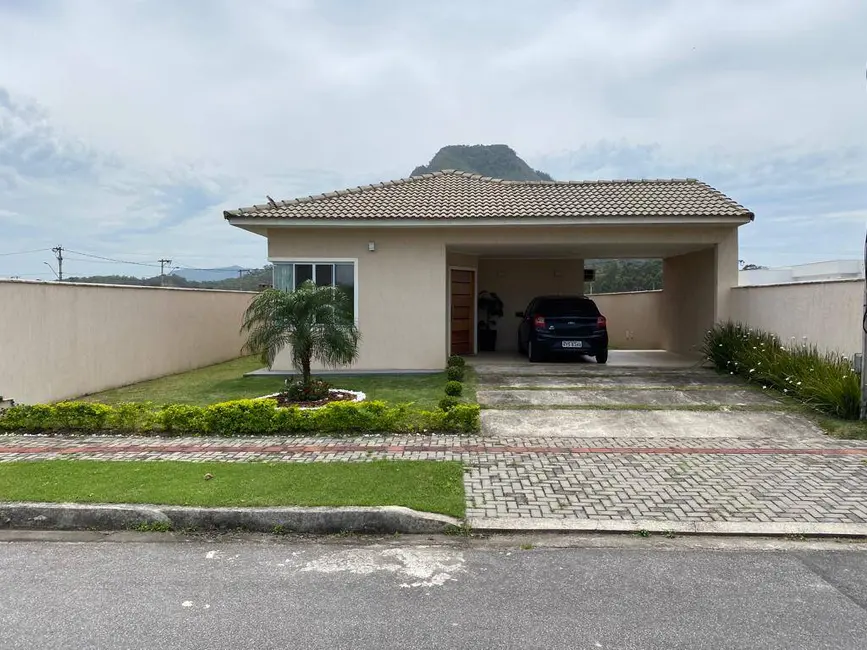 Casa com 3 quartos à venda, 360m2 em Marica - RJ - imagem 1 Foto 1 de Casa com 3 quartos à venda, 360m2 em Marica - RJ