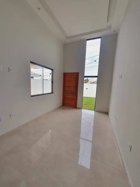 Foto 4 de Casa com 3 quartos à venda, 240m2 em Jardim Atlântico Leste (Itaipuaçu), Marica - RJ