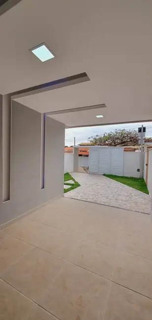 Foto 2 de Casa com 2 quartos à venda, 240m2 em Jardim Atlântico Central (Itaipuaçu), Marica - RJ