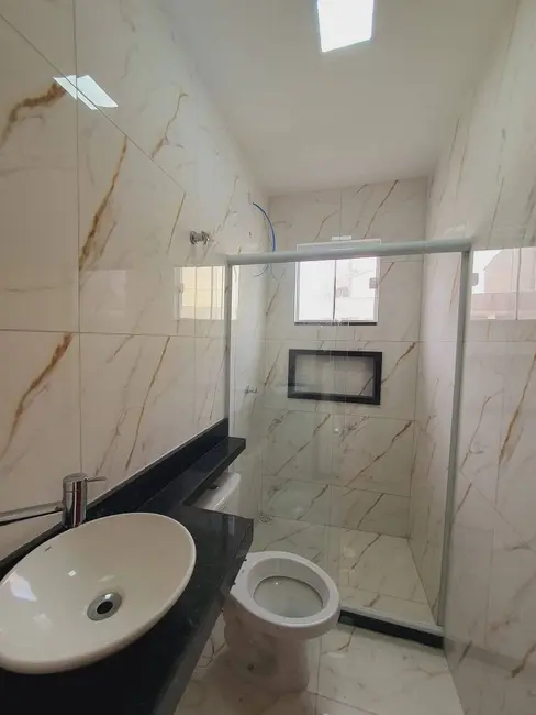 Foto 5 de Casa com 2 quartos à venda, 240m2 em Jardim Atlântico Central (Itaipuaçu), Marica - RJ