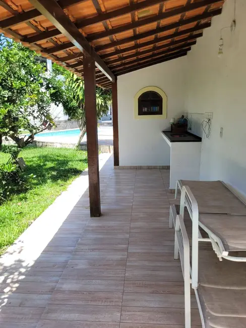 Foto 2 de Casa com 3 quartos à venda, 1000m2 em Jardim Atlântico Oeste (Itaipuaçu), Marica - RJ