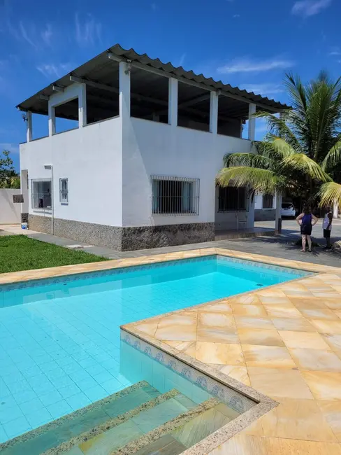 Foto 1 de Casa com 3 quartos à venda, 1000m2 em Jardim Atlântico Oeste (Itaipuaçu), Marica - RJ